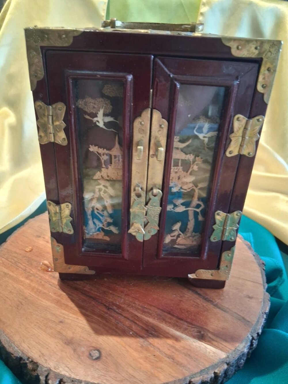 Vintage Chinese Export Lacquered Wood Jewelry Armoire With Cork Diorama Doors
